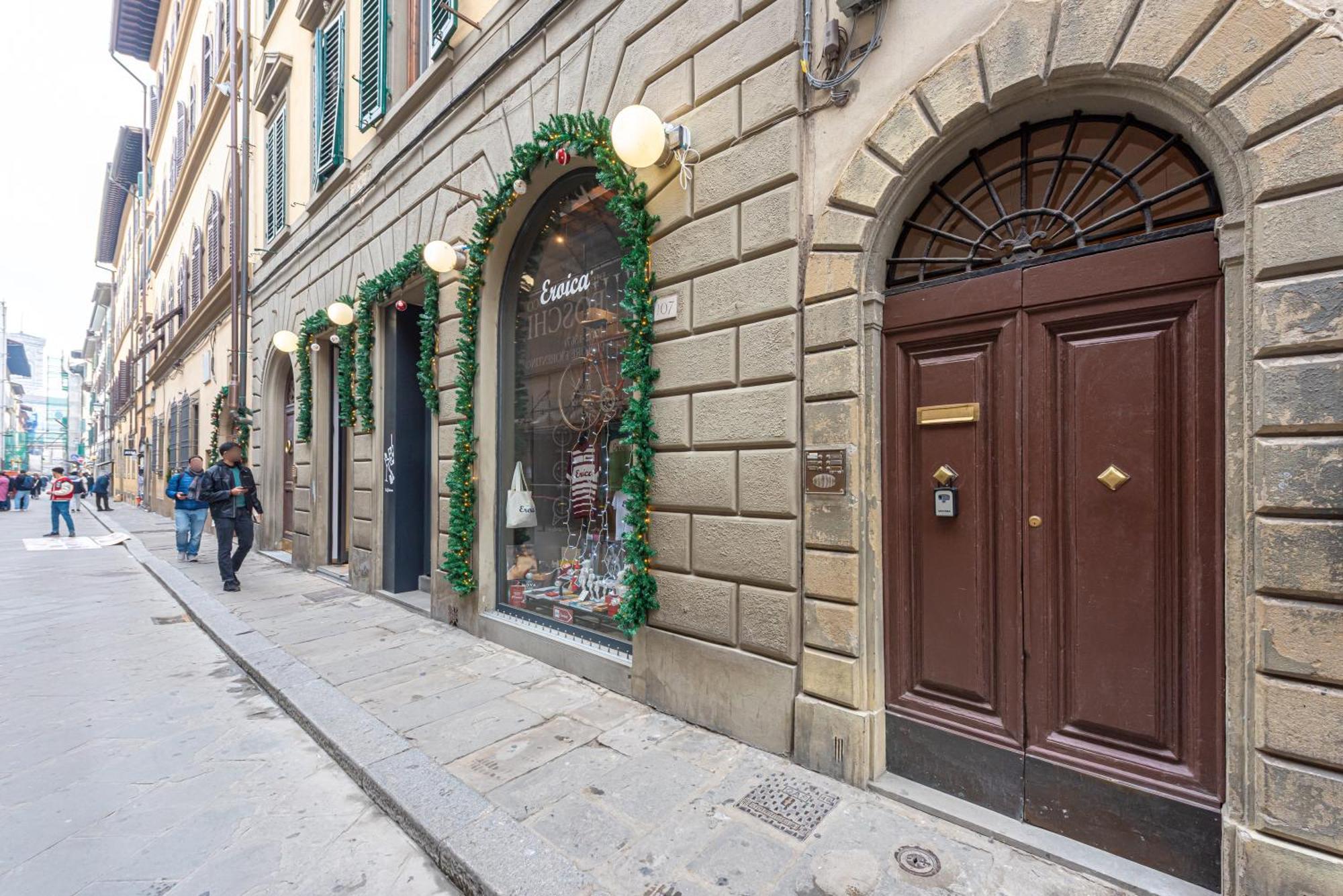 A Due Passi Dal Duomo Di Firenze Apartment Екстериор снимка